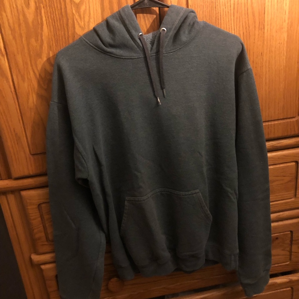 Gray Hoodie 🐺